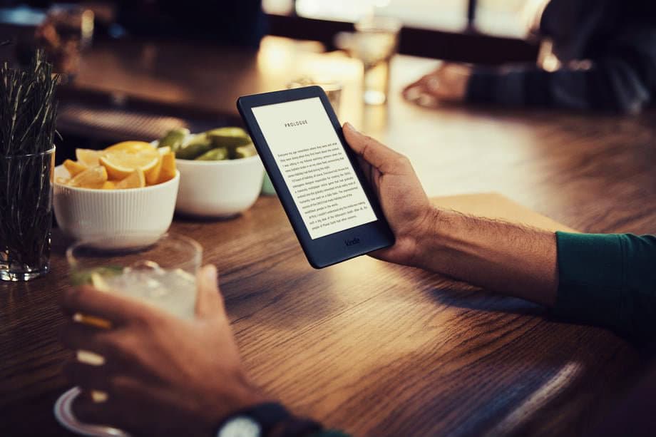 A New Kindle with an Adjustable Front Light is Launched by Amazon