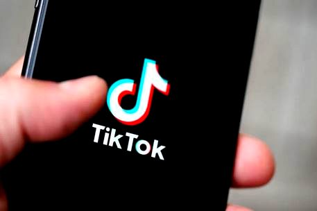 open my tiktok following feed